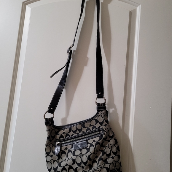 Coach Purse - Picture 1 of 6